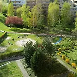 Pomaranczowa 公寓 *
