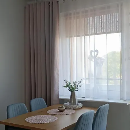 Pomaranczowa * Štetín