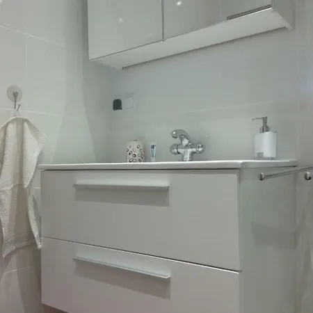 Pomaranczowa Apartmán *